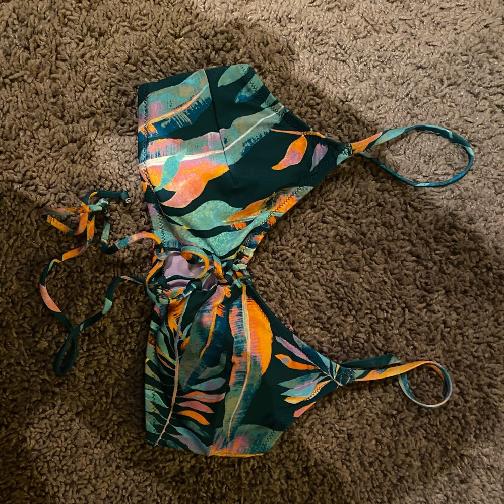 bikini set - Picture 2 of 5